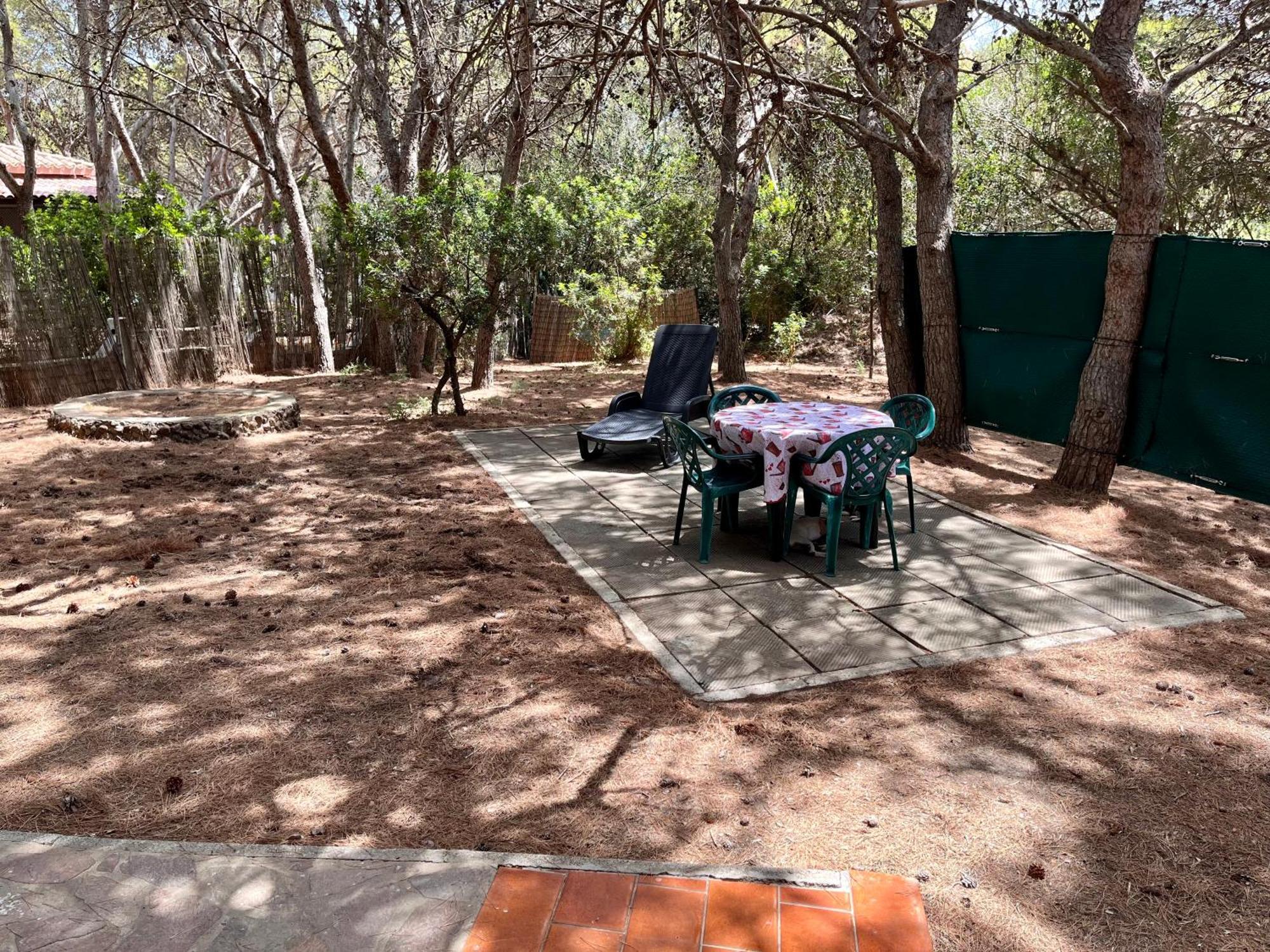 Rustico Porto Pino 30 Mt Dalla Spiaggia Екстер'єр фото