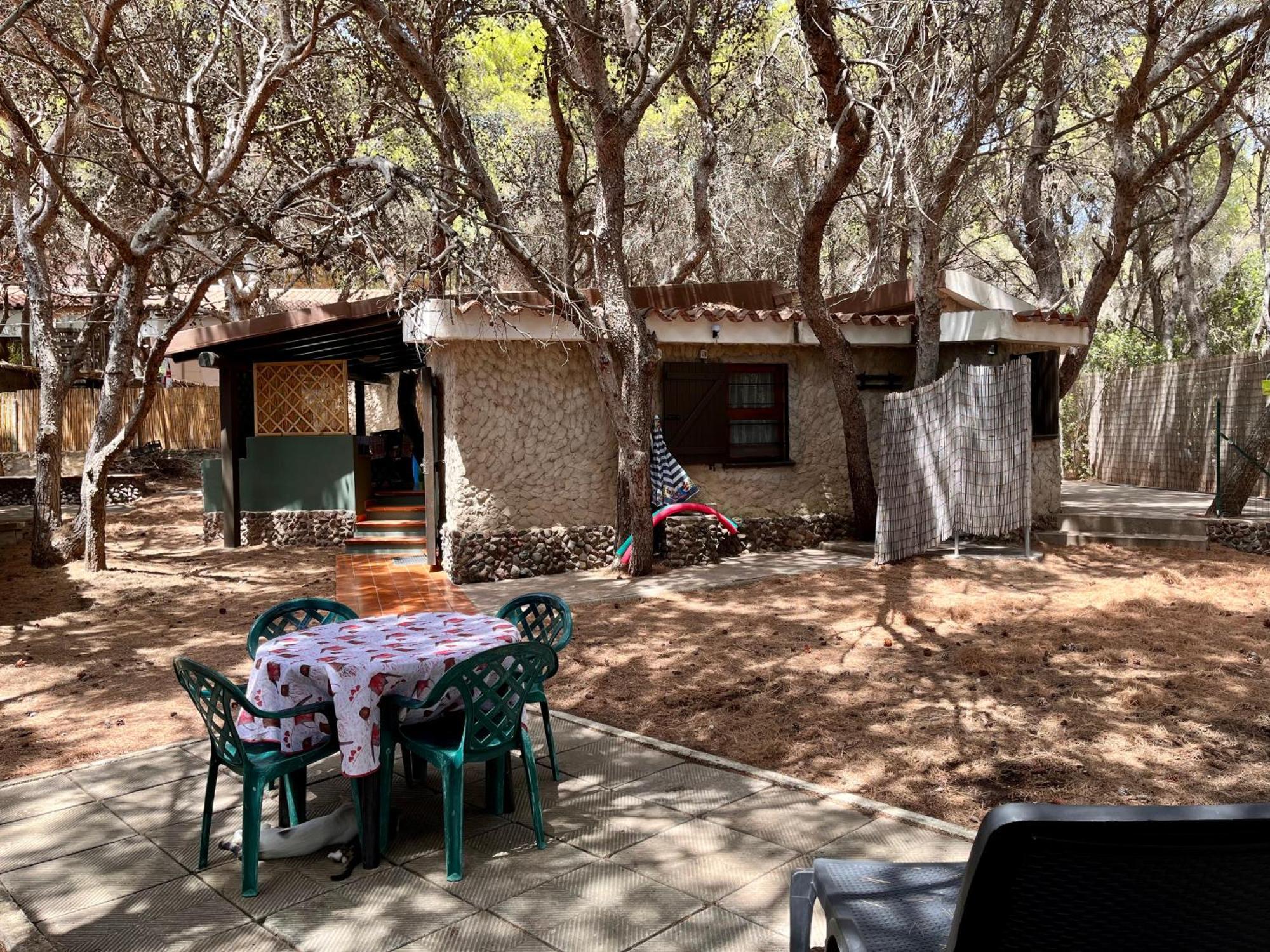 Rustico Porto Pino 30 Mt Dalla Spiaggia Екстер'єр фото
